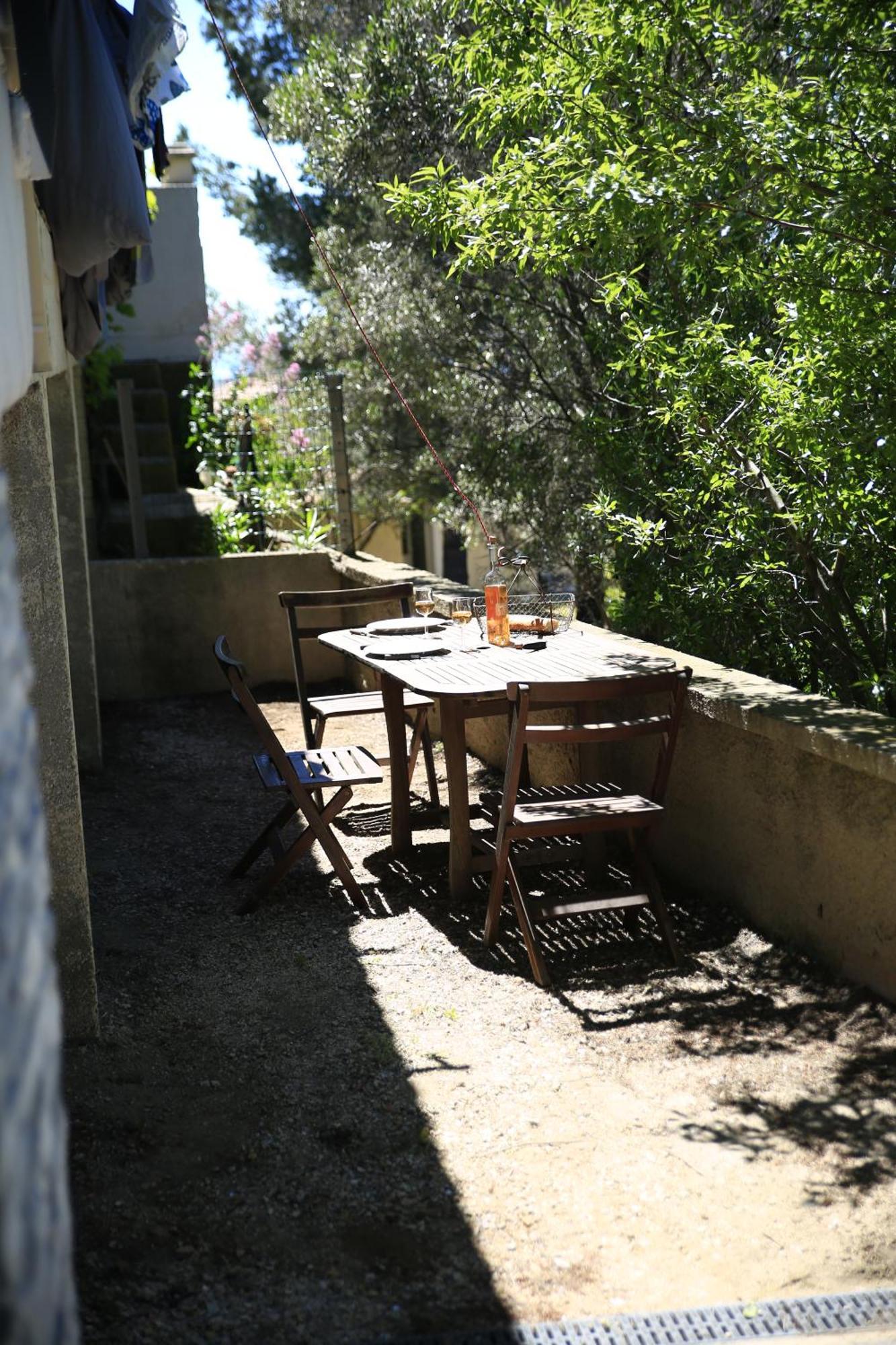 Amara Dos Apartment Martigues Bagian luar foto